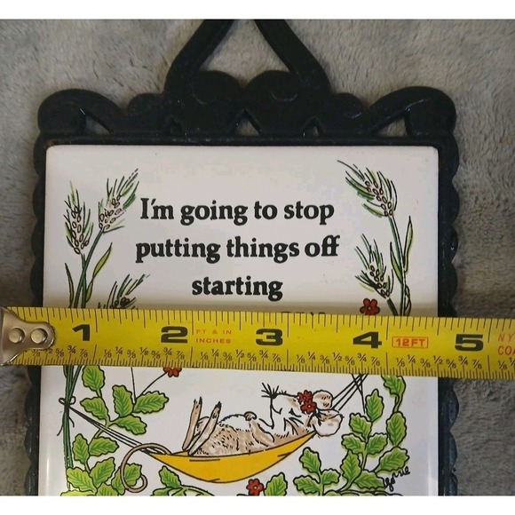 Vintage Cast Iron Ceramic Trivet Mouse Hamic Wheat Floral Background Kitchen - Picture 5 of 5